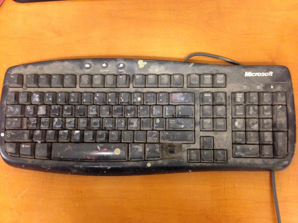 Bersih mana keyboard agan ama yang satu ini?