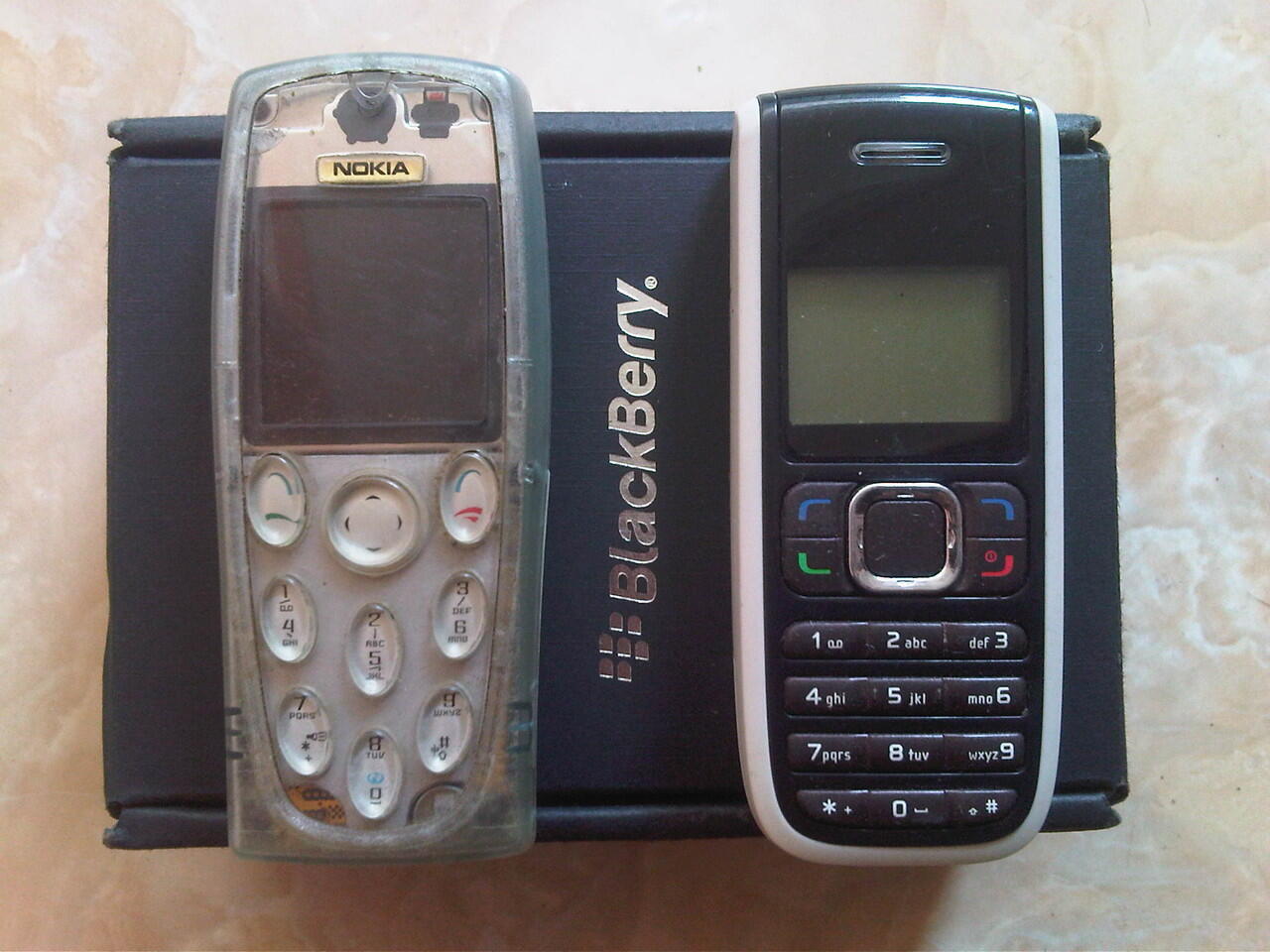 NOKIA 3205n & NOKIA 1255