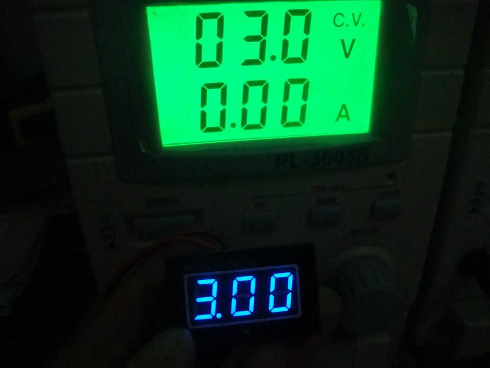 Digital MiNi VoltMeter DC 3.2V-30V BLUE LED Panel