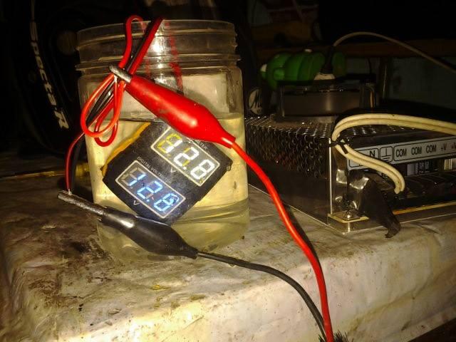 Digital MiNi VoltMeter DC 3.2V-30V BLUE LED Panel