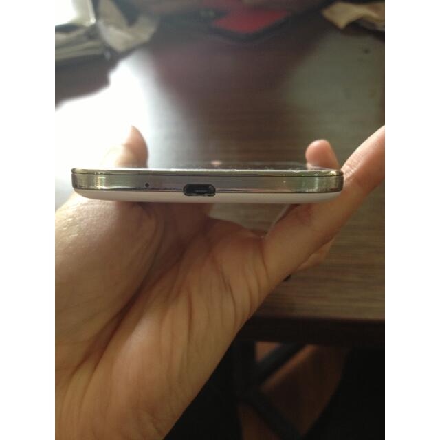 Jual Samsung Galaxy SIV white garansi SEIN 8 bulan lagi! dan BB monza garansi 1 taun