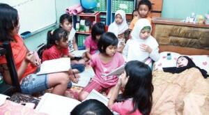 Guru ini tanpa tanda jasa dari Indonesia
