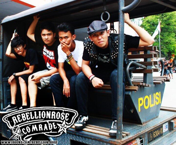 Ini Dia Band-Band Indie Para outSIDer &#91;Yang Tau Superman Is Dead Masup&#93;