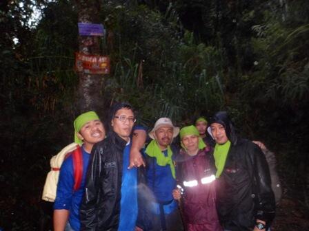 GN SINGGALANG (SUMBAR) ::SEBUAH PERJALANAN PENUH MISTIS::