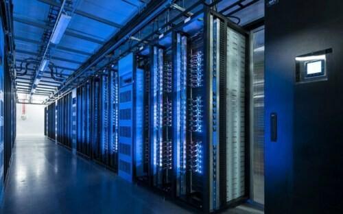 Yuk Intip Pusat Penyimpanan Data Facebook