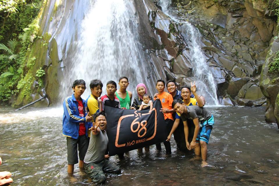 bagus nya air terjun sumber arum yg baru di temukan ...... yg berada di Banyuwangi...