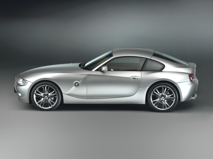 MERUBAH MOBIL ASLI MENJADI MOBIL MAINAN 