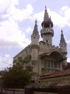 HAYOO.. SIAPA YANG DIJOGJA TAPI NGGAK TAU BANGUNAN INI? GEREJA GOTHIC SAYIDAN!