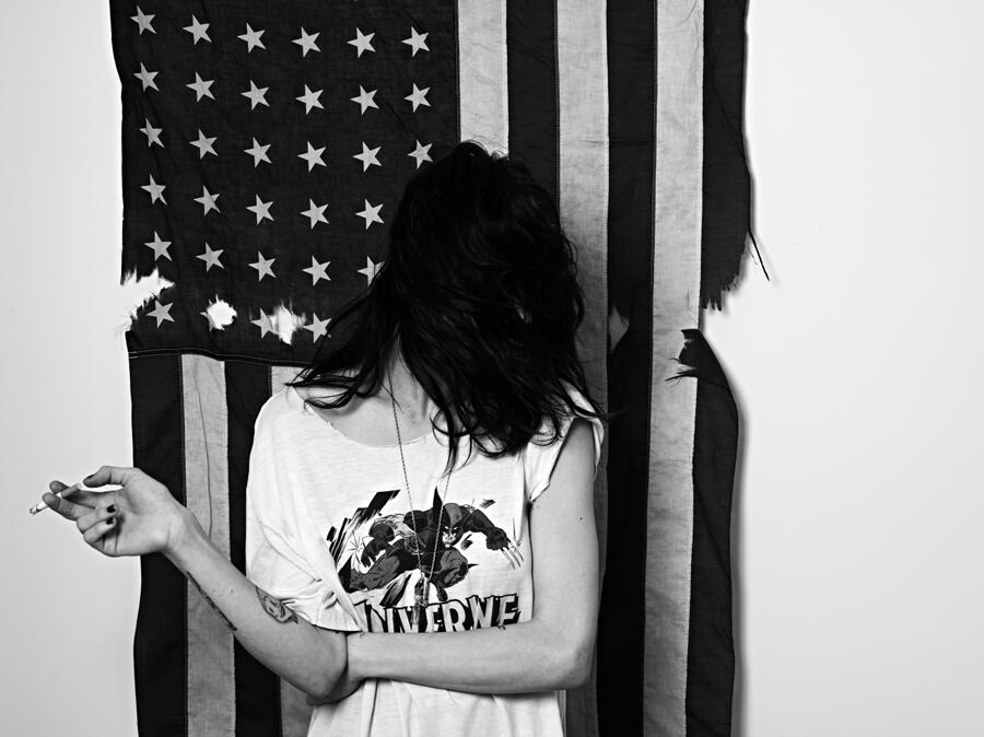 Share Foto CAKEP anak Kurt Cobain "Frances Bean Cobain"