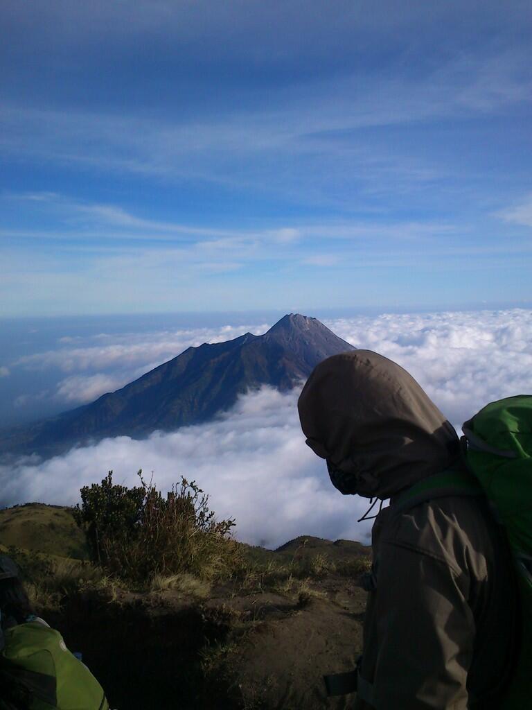 Merbabu 3142 mdpl (What a Beautiful Indonesia!)