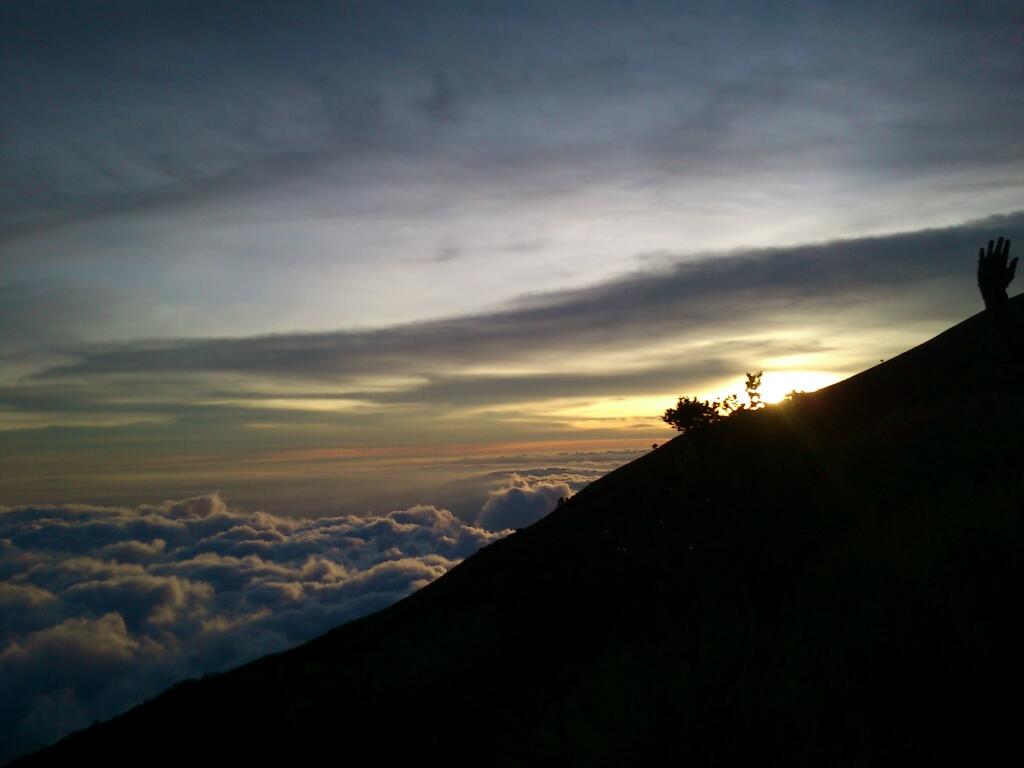 Merbabu 3142 mdpl (What a Beautiful Indonesia!)