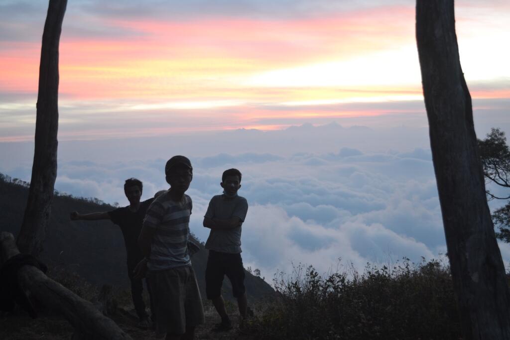 Merbabu 3142 mdpl (What a Beautiful Indonesia!)