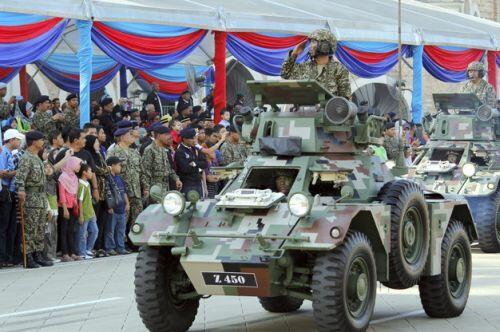 (pics) Parade Hari Angkatan Tentera Malatsia 2013 