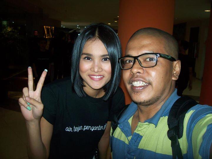 Photo Terbanyak Narsis Bareng Artis 