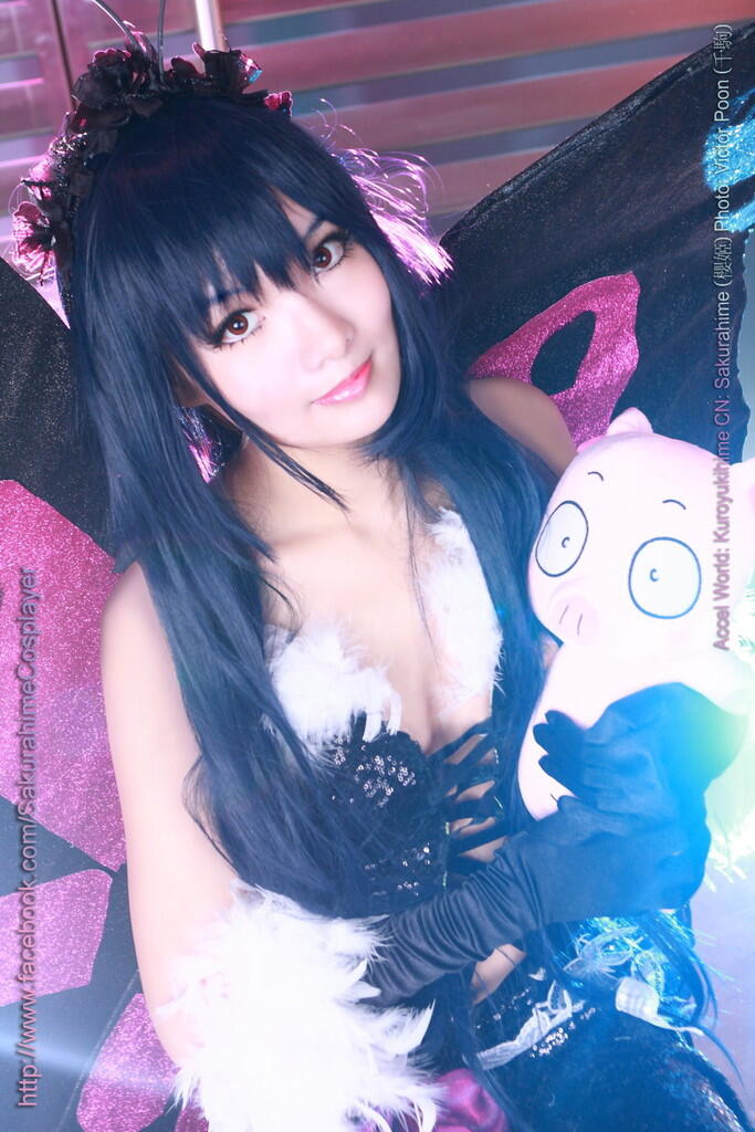 Share di sini yuk untuk para girls cosplay yang kalian punya 