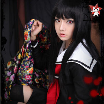 Share di sini yuk untuk para girls cosplay yang kalian punya 