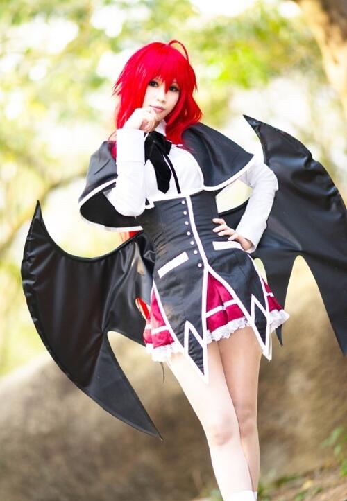 Share di sini yuk untuk para girls cosplay yang kalian punya 