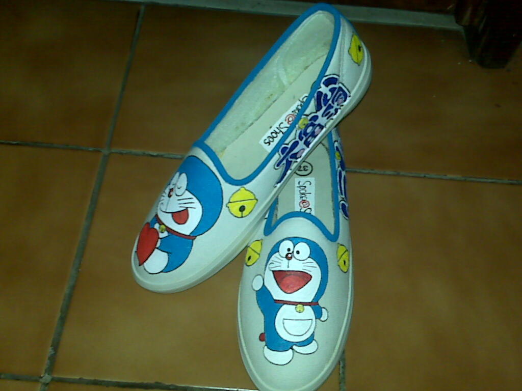 Cari Drawshoes ( Sepatu Lukis ) Doraemon  KASKUS