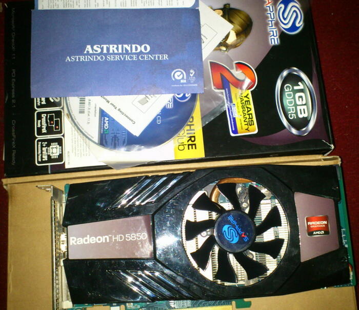 vga gamers/grafis radeon 5850 1gb 256bit direct11 mulus fullset