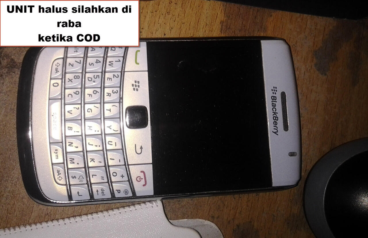JUAL BLACKBERRY ONYX 2 9780 Ex TAM - SUKOHARJO - SOLO - Wonogiri