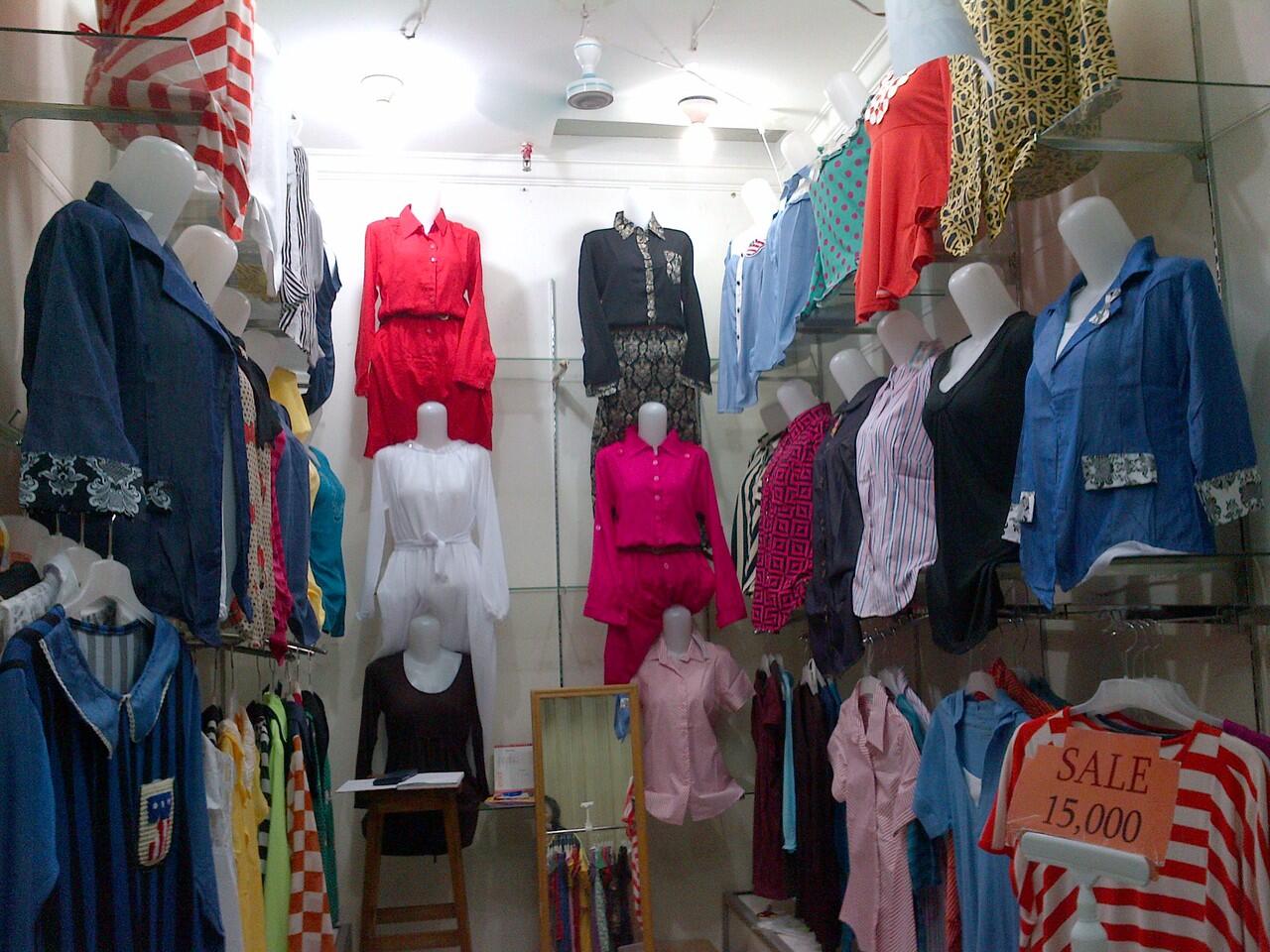 Terjual Jual Bello Fashion Toko Baju Wanita di Pasar 