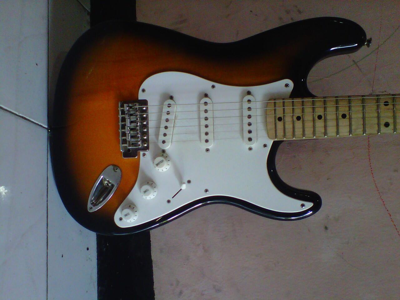 gitar squier affinity stratocaster