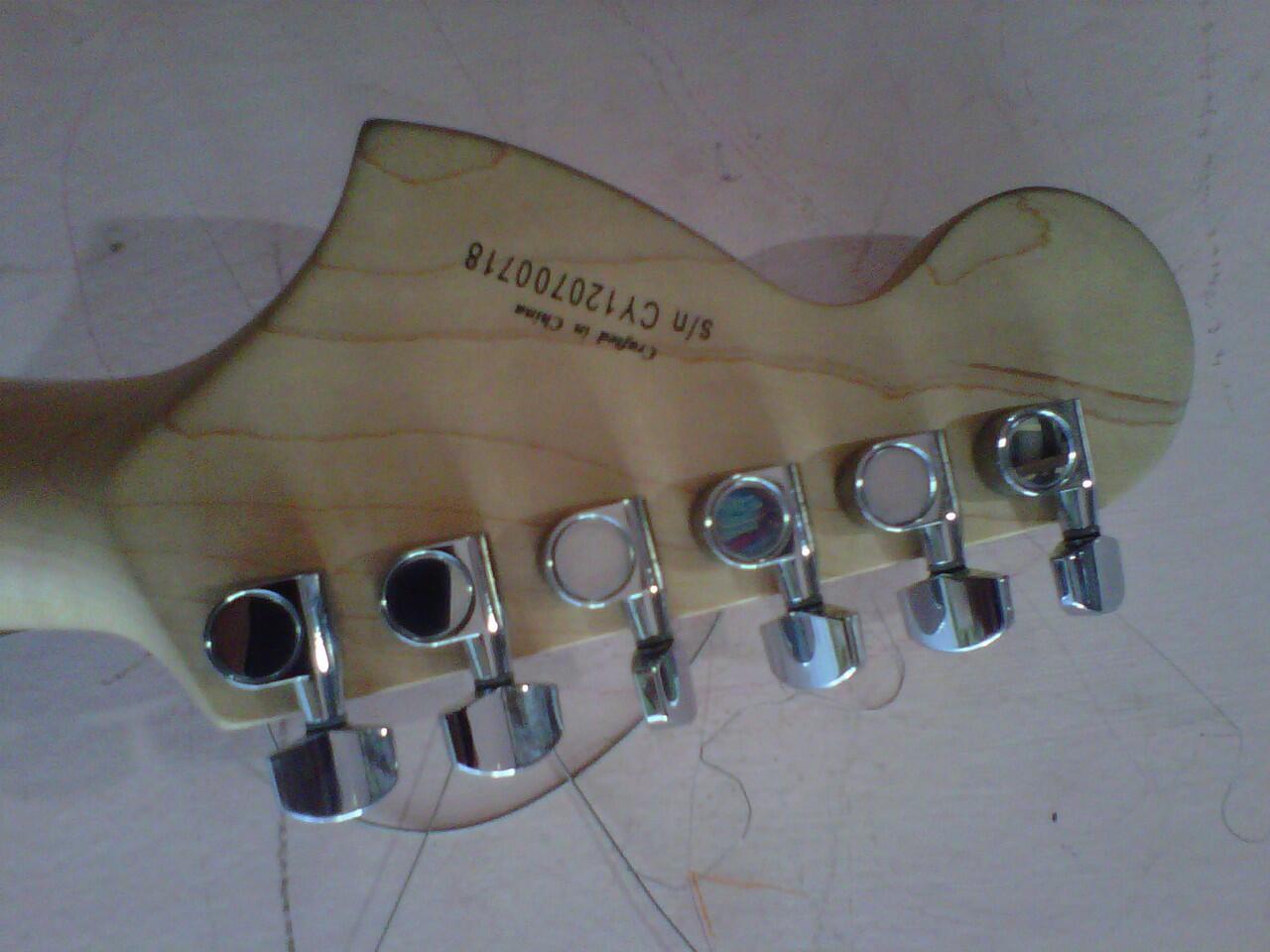 gitar squier affinity stratocaster