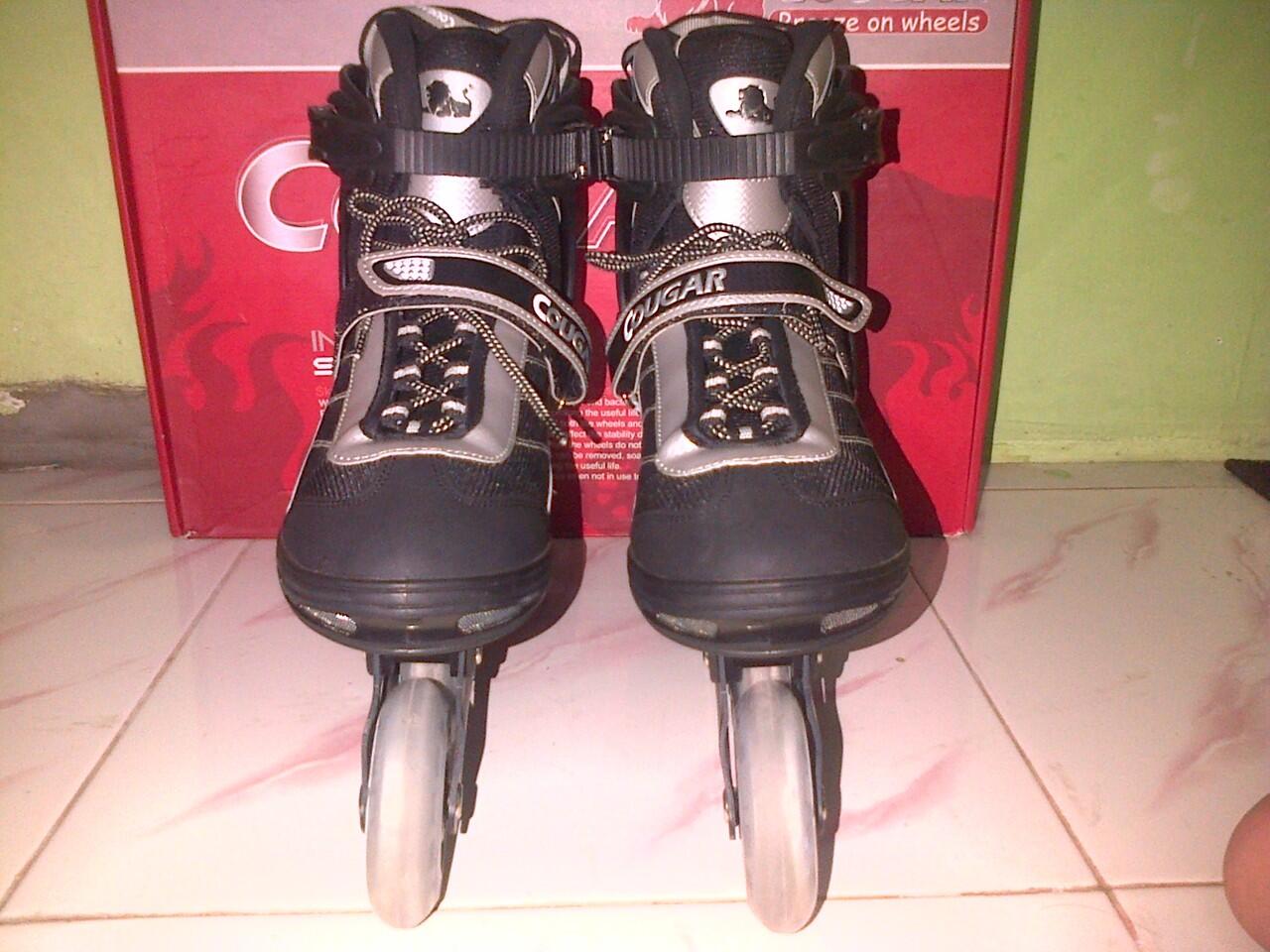 Terjual Inline Skate Sepatu  Roda  Rollerblade Merk Cougar 