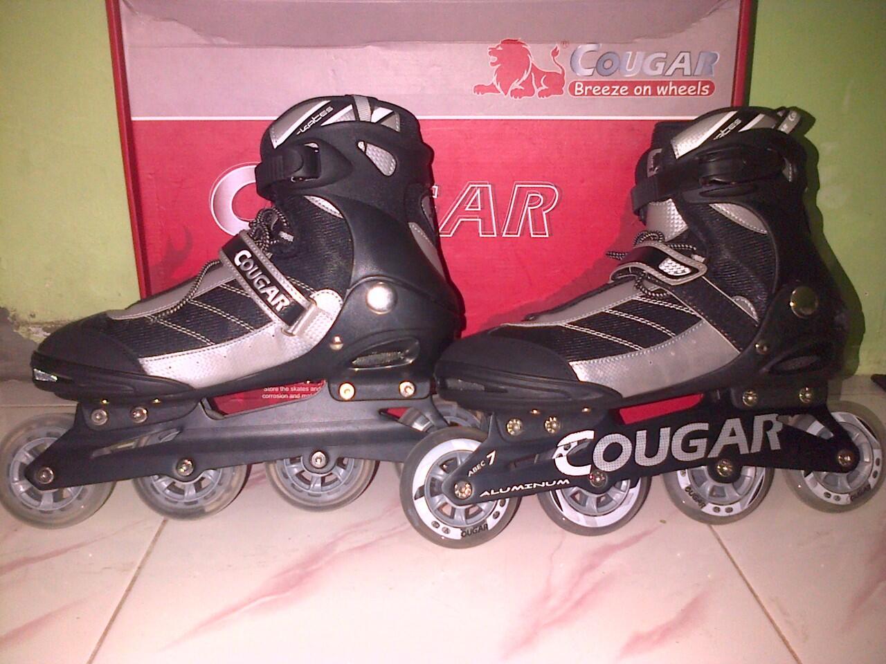 Terjual Inline Skate Sepatu  Roda  Rollerblade Merk Cougar 