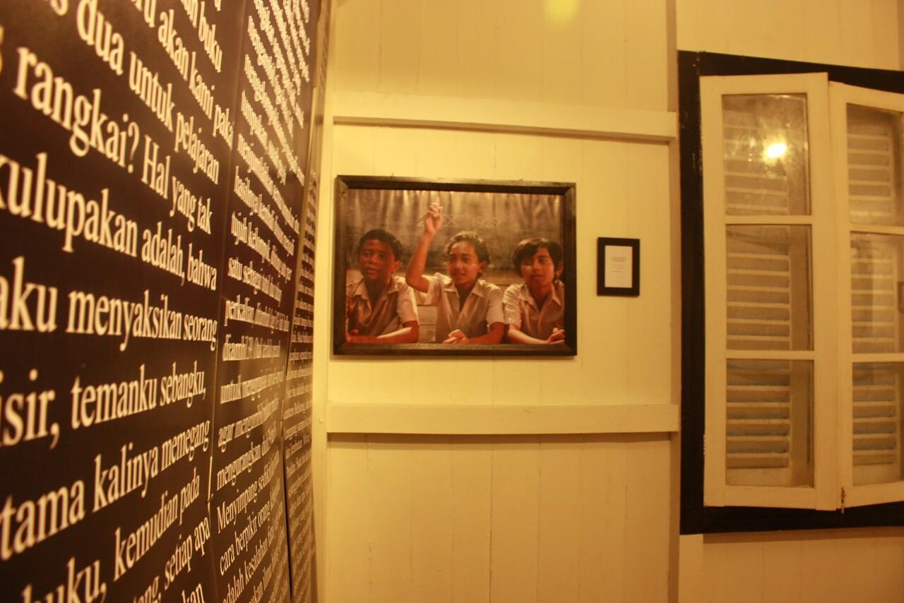 Udah pada tau belum Museum SASTRA pertama di Indonesia ?? || YUK MASUK GAN/SIST !!