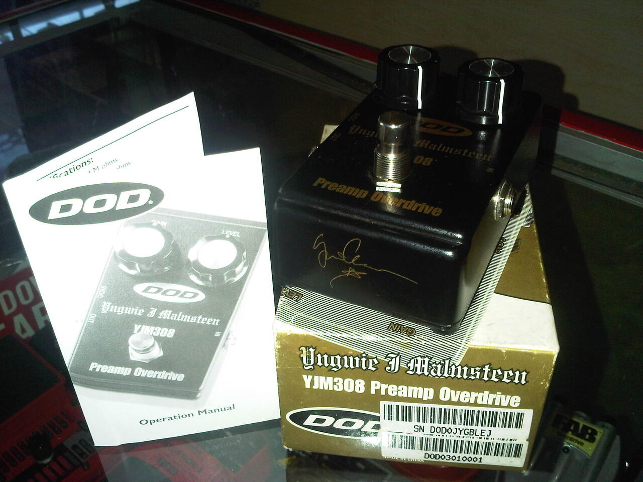 EFFECT DOD Preamp Overdrive YJM 308 kondisi 98%