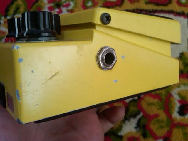SEPAKET..GITAR ROCKSON UPDOWN,FX ZOOM G7.1uT,BOSS SD-1,AMPLY BEHRINGER 8inc