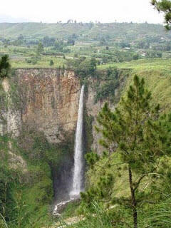 12 Air terjun Tertinggi di Indonesia