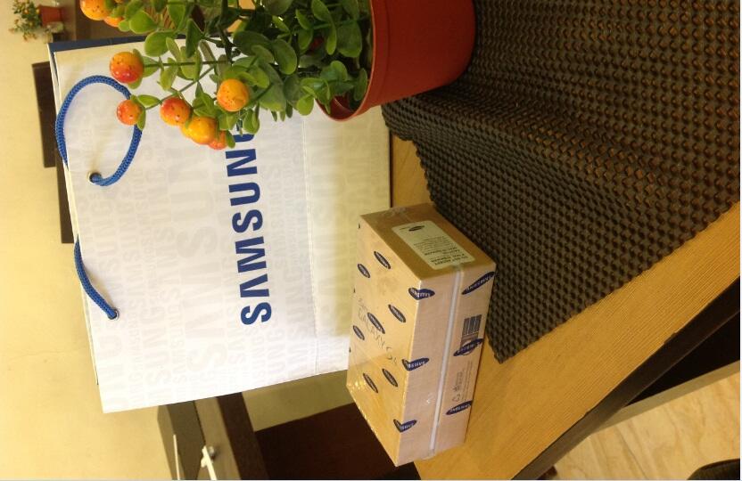 Dijual murah Samsung S4 Original, baru, garansi resmi Samsung Indonesia