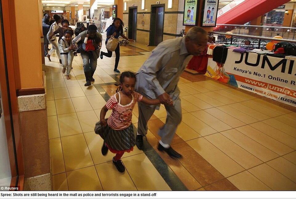 &#91; PLUS PICTURES &#93; Drama Penyanderaan di Mall Nairobi Kenya Masuki Fase Kritis