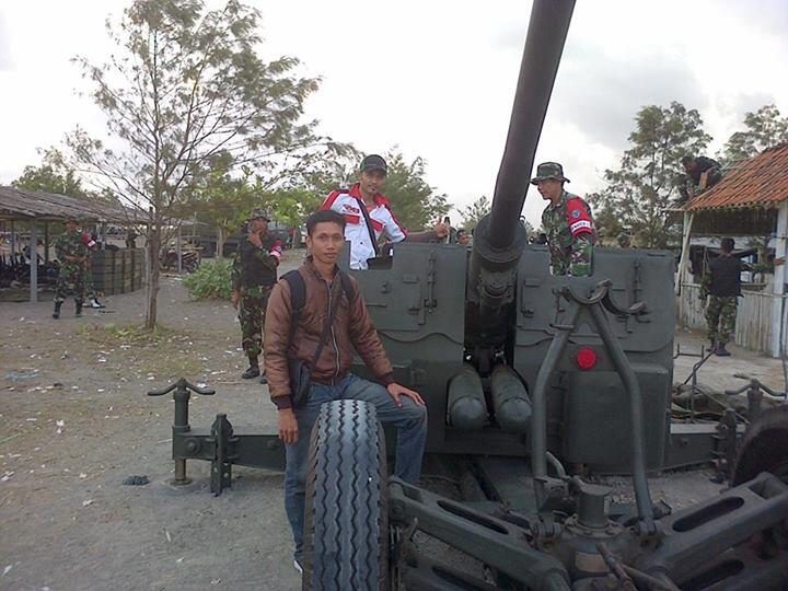 Latian Tembak Pesawa, pantai Bocor, Kebumen, Jawa Tengah