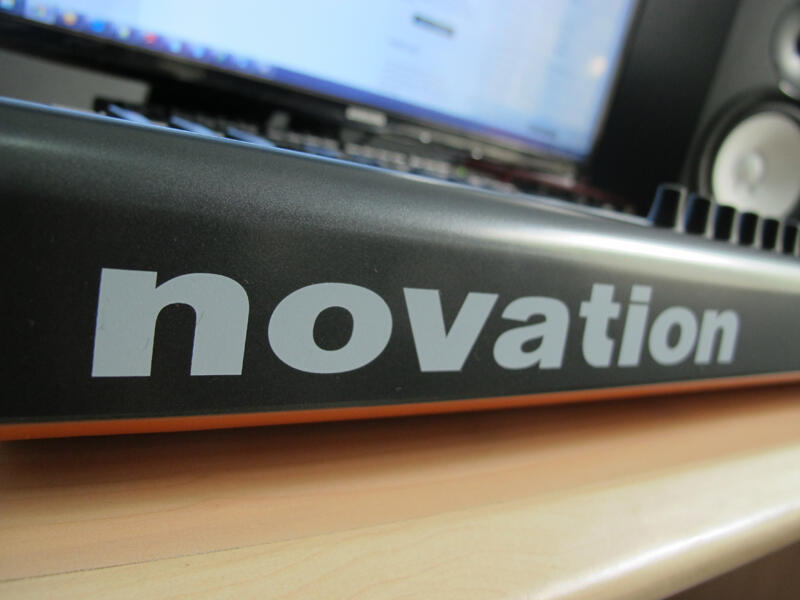 MIDI CONTROLLER - Novation Launchkey 49 + Novation Gigbag | 2nd like new!