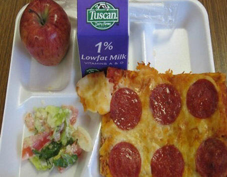Menu Makan Siang Sekolah di Amerika Bisa Dicek dengan Fed Up