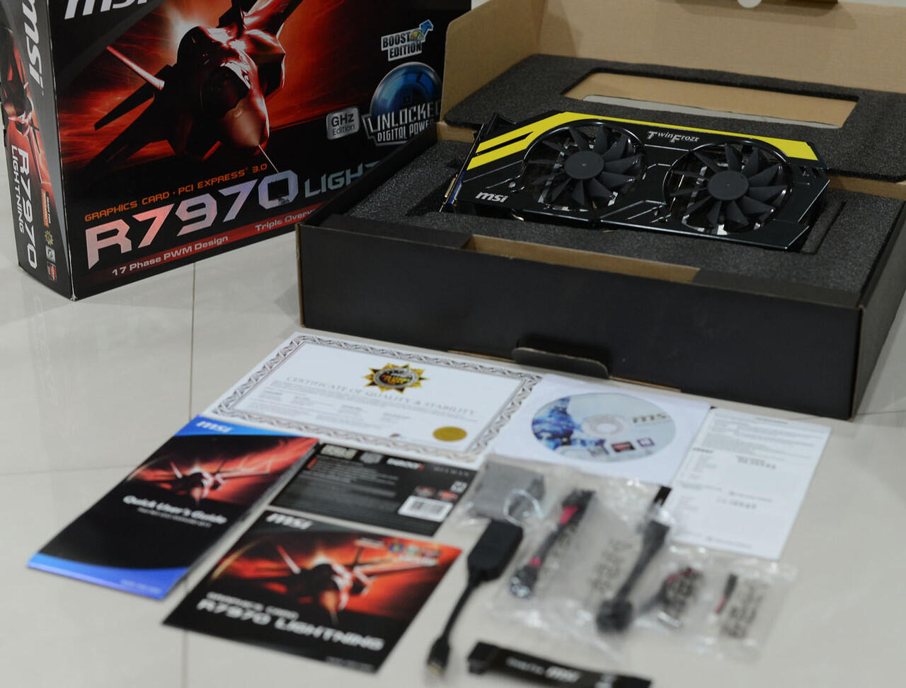 Radean HD MSI 7970 Lighting Boost Edition (BE) 2nd murah ajah...