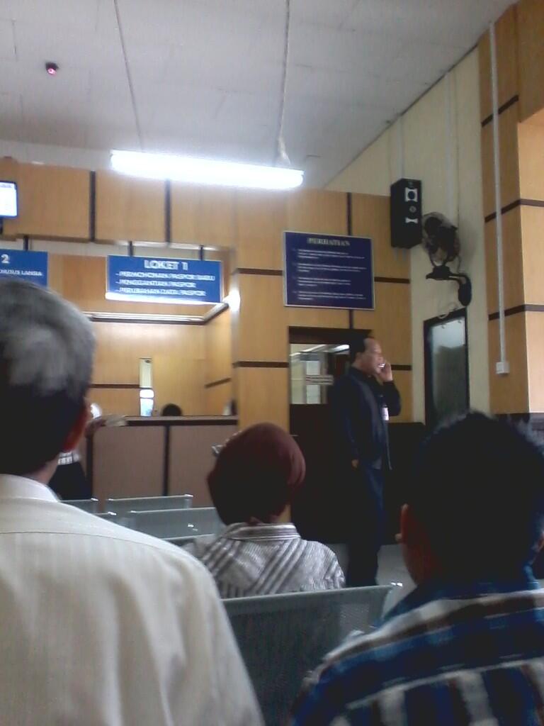 PELAYANAN IMIGRASI BALIKPAPAN !!!! DENY INDRAYANA TLG MASUP 