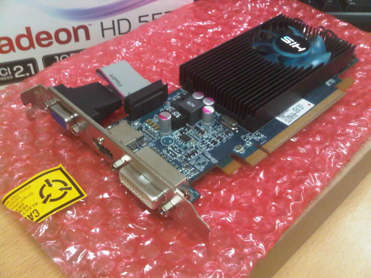 HIS HD5570 1 GB 128-BIT DDR3 PEMAKAIAN 1 BULAN