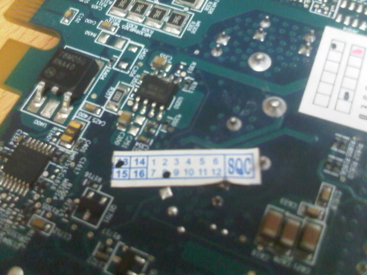 HIS HD5570 1 GB 128-BIT DDR3 PEMAKAIAN 1 BULAN