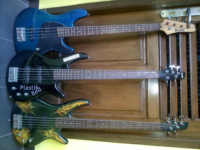 BASS : IBANEZ GIO 4STR, 5 STR, WASHBURN, FERNANDEZ, PRINCE 500RB