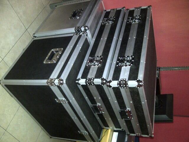 HARDCASE ALUMINIUM UTK MIXER ALEN HEATH 24CH, RACK PROCESOR 12U, RD 700, KOTAK KABEL