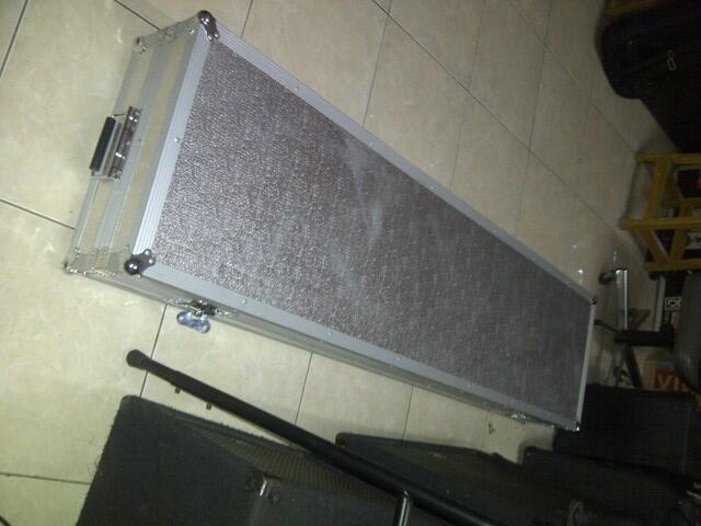 HARDCASE ALUMINIUM UTK MIXER ALEN HEATH 24CH, RACK PROCESOR 12U, RD 700, KOTAK KABEL