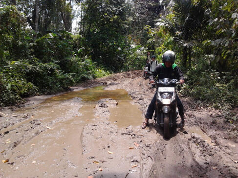 Eksotisme Salju Panas Dolok Tinggi Raja - Sumatera Utara