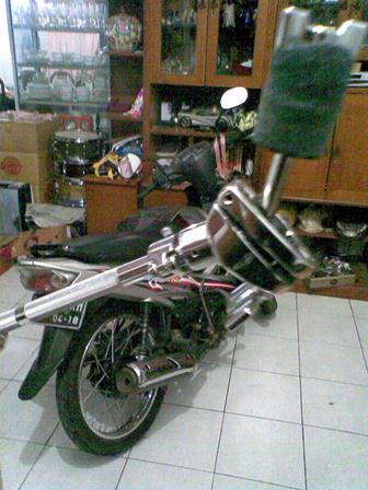 jual peralatan drum (stand2,double pedal,tom2) masuk drummer
