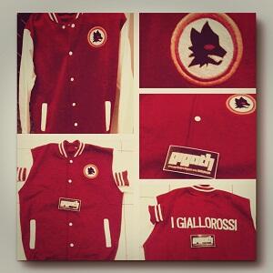 Varsity/Jaket baseball bisa bordir satuan, kaos polos cotton combed sablon rubber