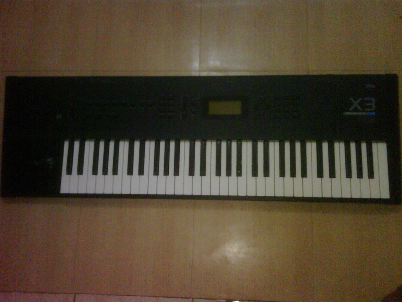 jual keyboard KORG X3 dan preamp behringer t1952
