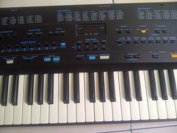 Keyboard Roland E 38, muluss, normal